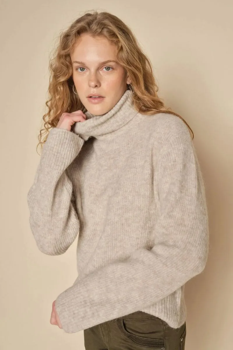 Aidy Thora Rollneck Knit  | Feather Gray | Strik fra Mos Mosh