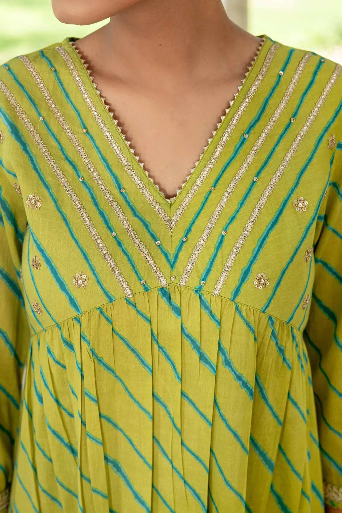 Green Lehariya Kurta